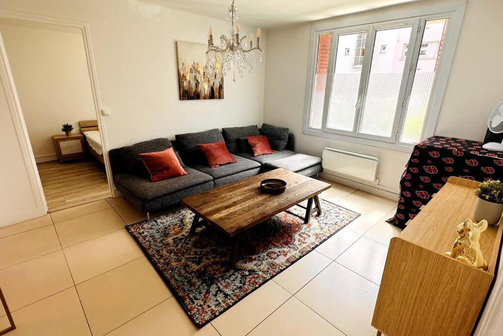 Appartement 3 Chambres + Parking A Lyon 7 Exterior foto
